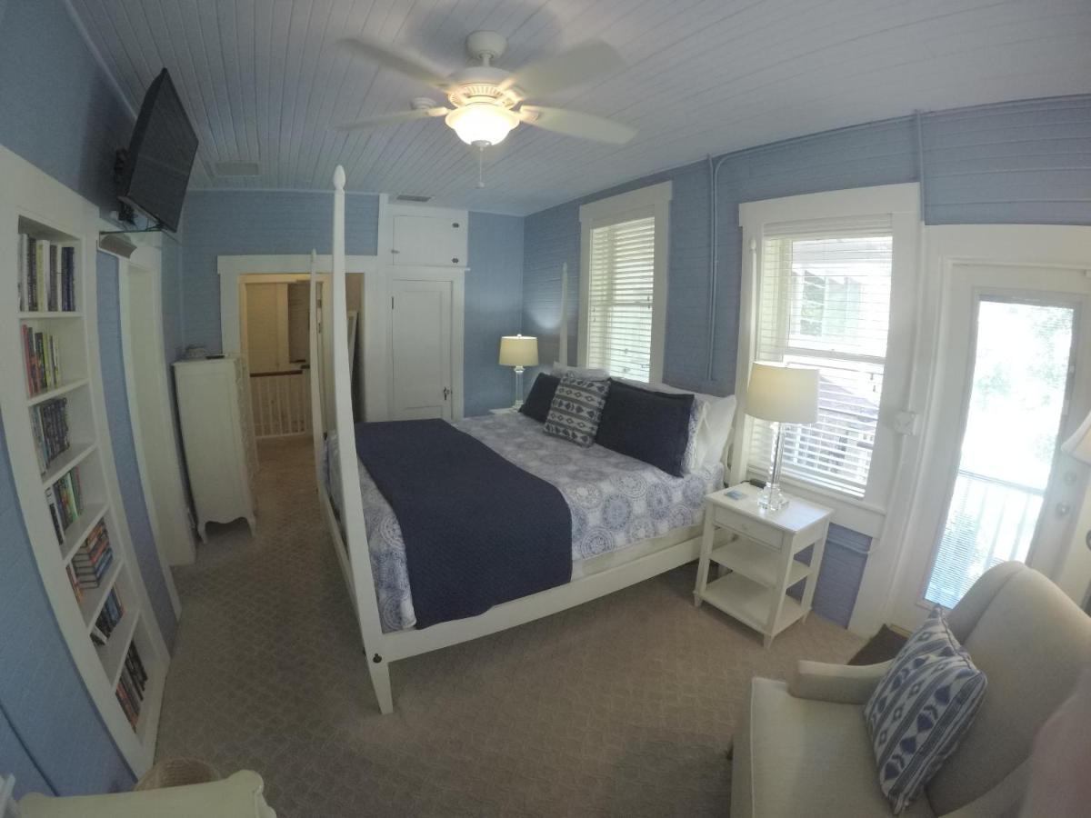 The Hibiscus House Of Fort Myers Esterno foto