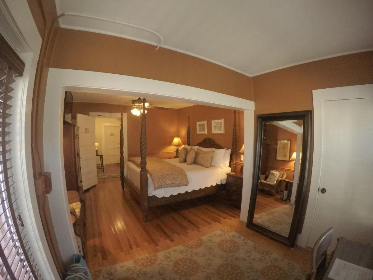 The Hibiscus House Of Fort Myers Esterno foto